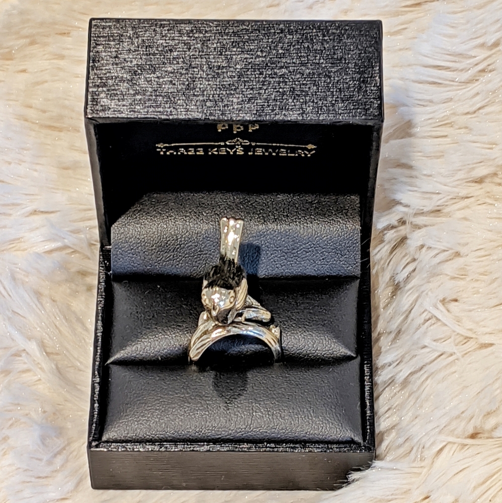 Super Cute Bird Ring View 3